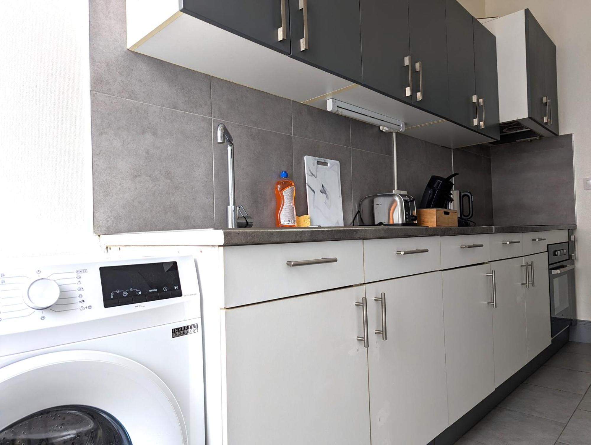 Le Mirage - Appartement 2 Chambres, Salon, Cuisine Equipee, Parking Et Wifi Gratuit Mulhouse Luaran gambar