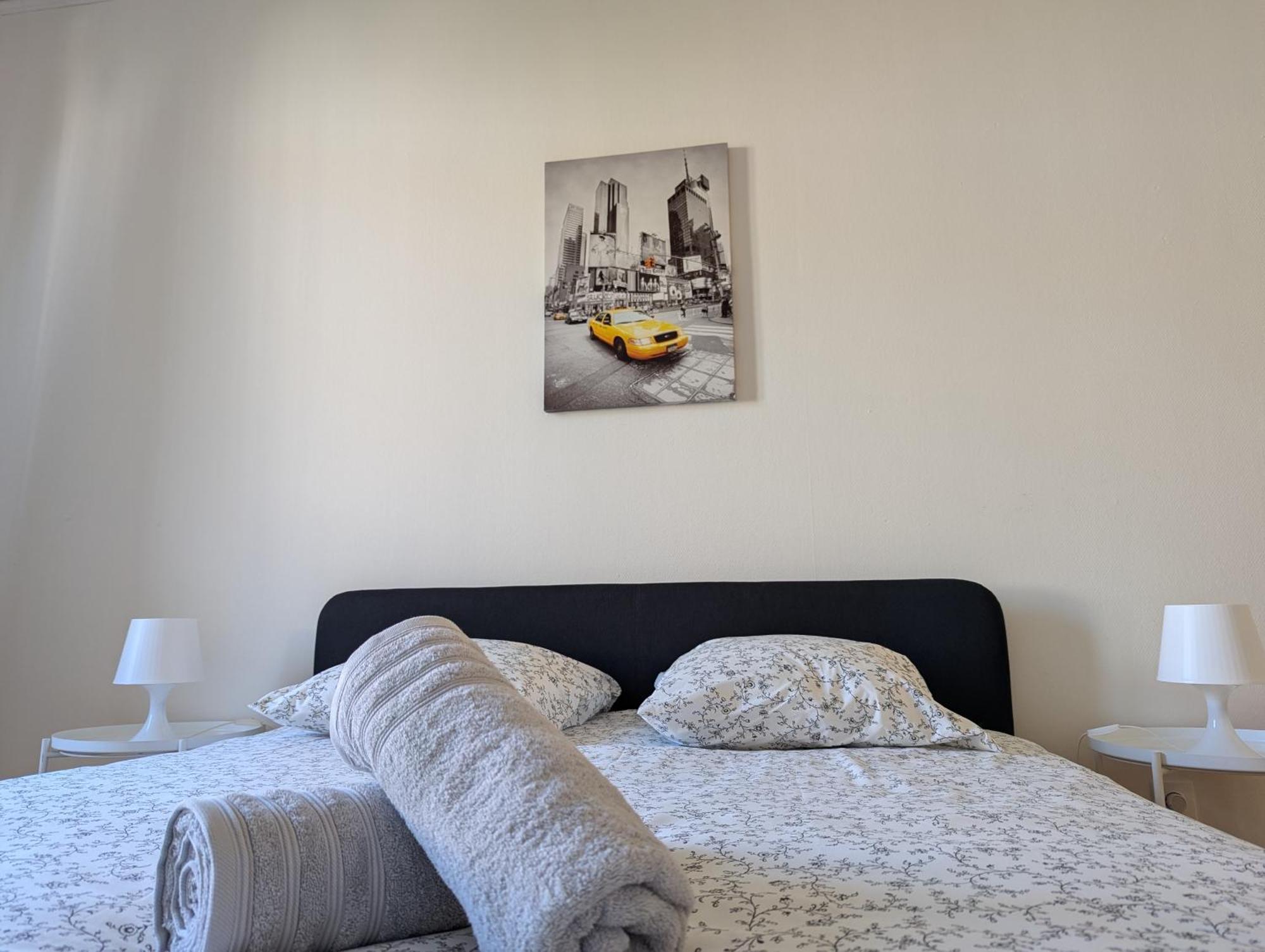 Le Mirage - Appartement 2 Chambres, Salon, Cuisine Equipee, Parking Et Wifi Gratuit Mulhouse Luaran gambar